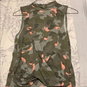 Guess pink camo sleeveless mock neck